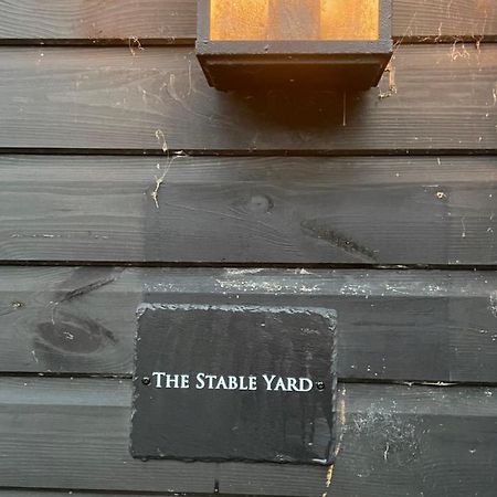 The Stable Yard @ Manor Bank Cottage Бьюли Экстерьер фото
